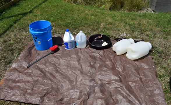 Cleaning materials for field work